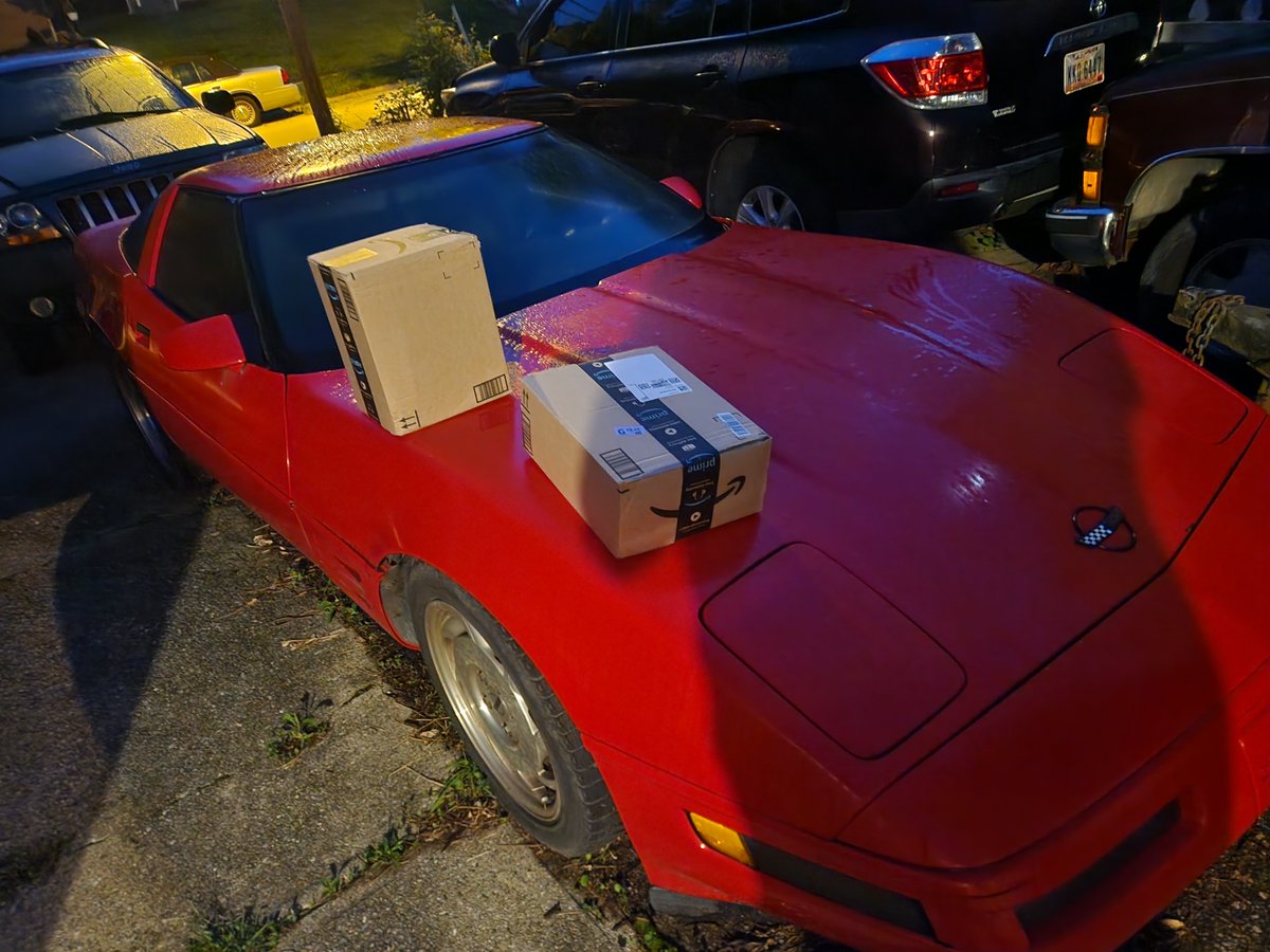 jaypadock's tweet photo. @amazon delivered packages in the night. One had a big jar of jalapenos that was busted. The packages were left on top of the hood of my 1994 Corvette. And I am definitely getting the run around. Why would anyone put heavy boxes on top of my Corvette instead of walking 5 ft. https://t.co/ze3B0Jgana