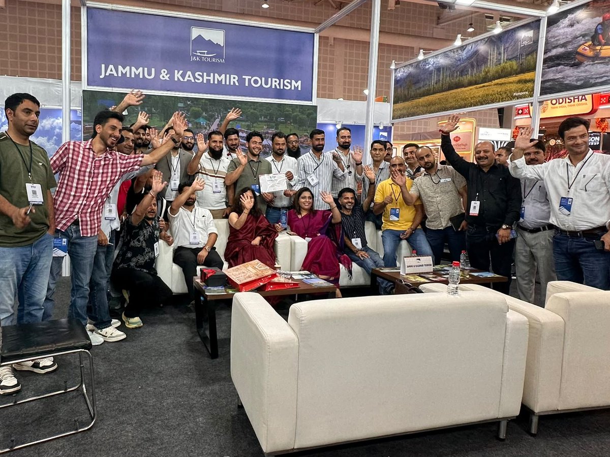 JandKTourism's tweet photo. #KashmirTourism
#TraverseWithTrust
#TTF2026 Ahmedabad
#TourismPromo
Jammu & Kashmir Tourism Department has been honoured with the prestigious “Award of Excellence for Promoting Adventure Tourism”
Heartiest congratulations to the entire J&K Tourism Fraternity! 🏆🎉 https://t.co/16Iw5X0SHh