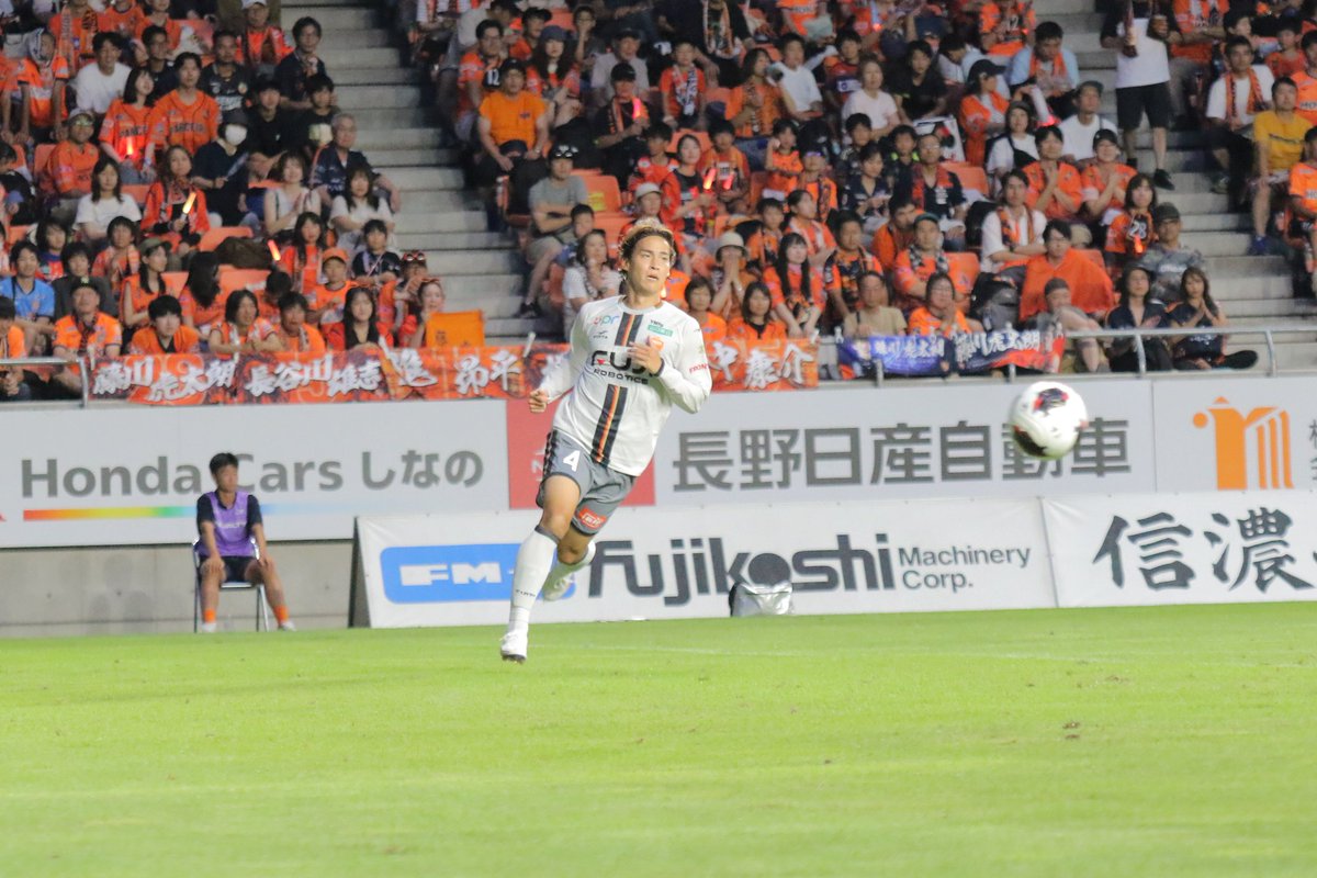 renofayamaguchi's tweet photo. 【𝐌𝐀𝐓𝐂𝐇 𝐂𝐎𝐌𝐌𝐄𝐍𝐓】
🆚AC長野パルセイロ

#小田切道治 監督
#中島賢星 選手
#輪笠祐士 選手

公式サイトに掲載中
→https://t.co/1tLmqrrQja

#renofa #RERISE https://t.co/fd5cayTOtt