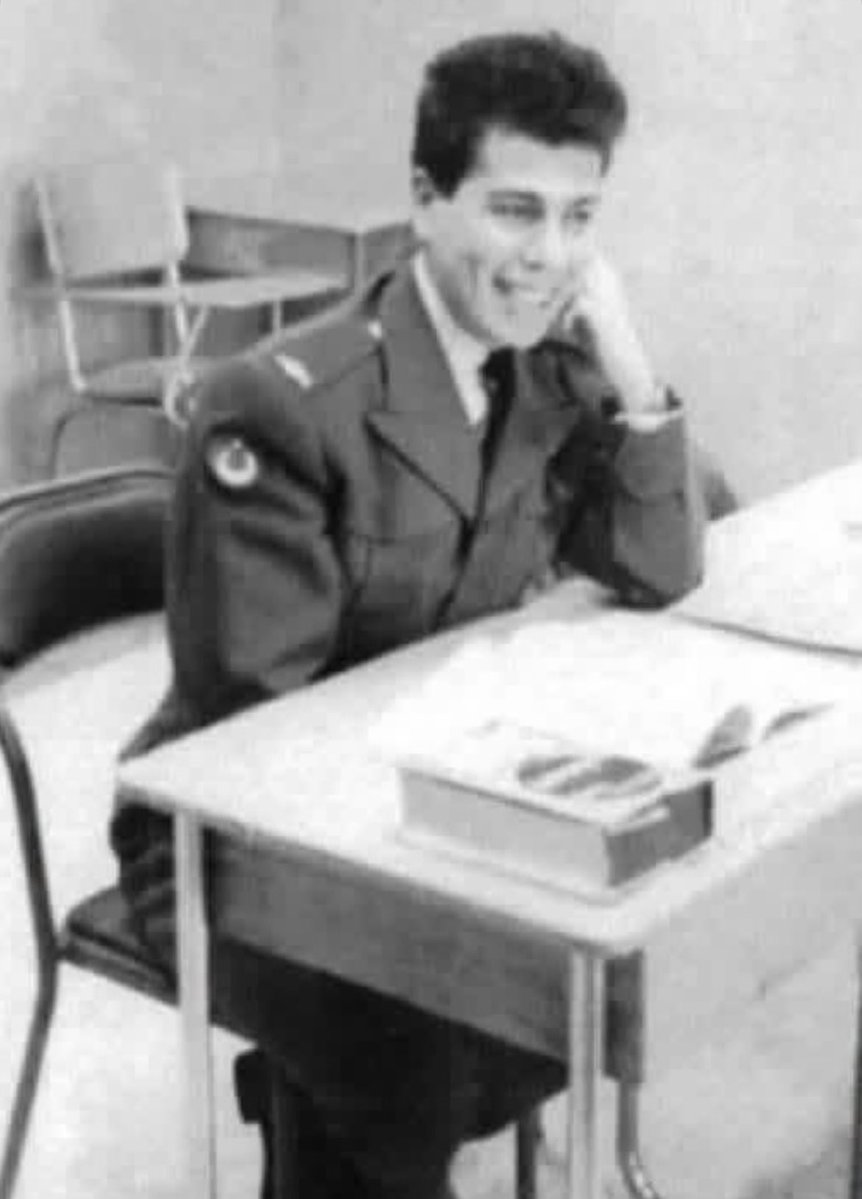 TarihteOan's tweet photo. Şehit Pilot Yüzbaşı Cengiz Topel. https://t.co/dvpi4h0hyW