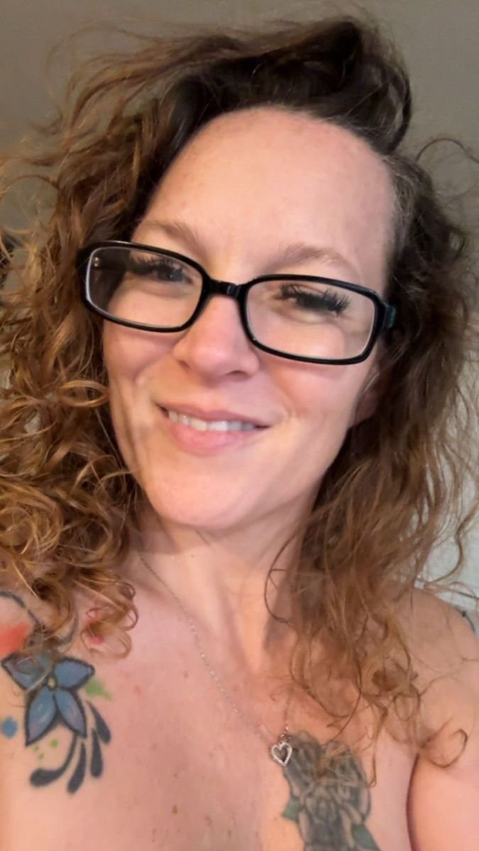 bean_gregg890's tweet photo. good morning to you 😊😊💕🥰 https://t.co/EenuED4rj1