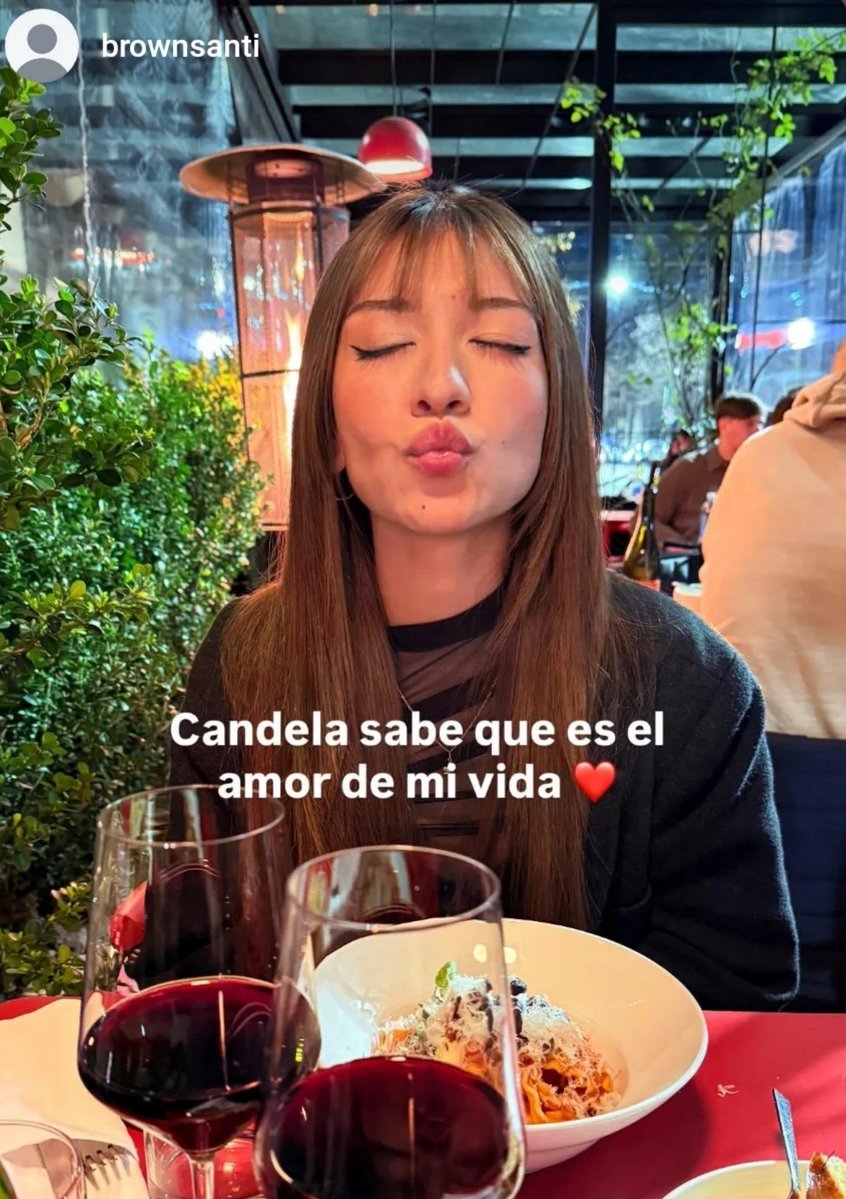 kandefernandezs's tweet photo. Me quiebran de ternura las storys que mete mi novio cuando salimos a cenar https://t.co/suzkVJuXPf