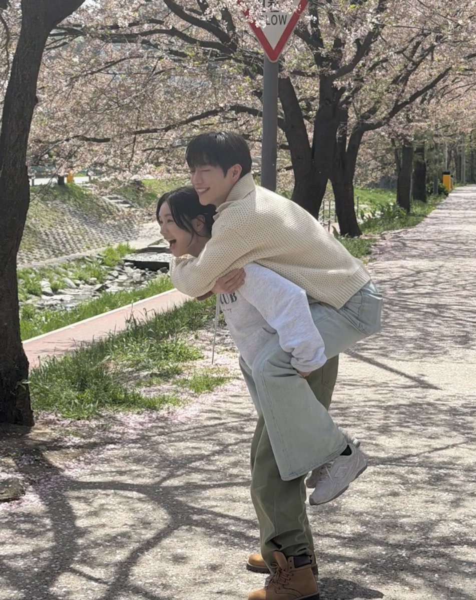 kdramamiss's tweet photo. namgung and mido 💕 https://t.co/Awds59cfbz