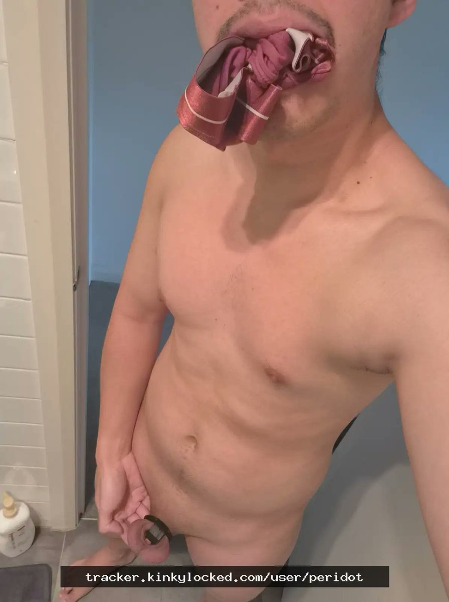 TrackerKL's tweet photo. 24/34 Task complete GAG YOURSELF WITH YOUR UNDERWEAR
https://t.co/dj6YZUw3VA https://t.co/xPiho773JD