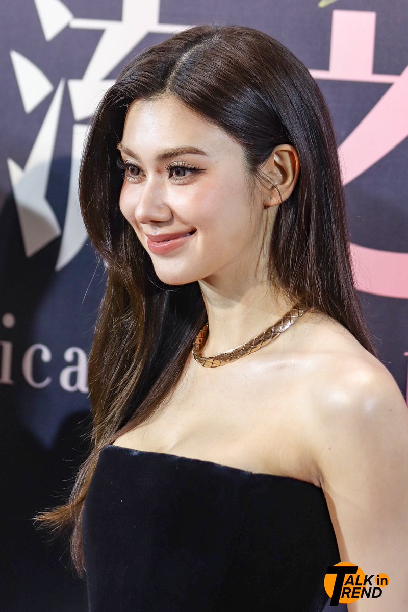 TalkinTrend's tweet photo. “ลีน่า ลลินา” ในงาน WEIBO GALA 2026 Weibo Cultural Communication Night

LENA AT WEIBO GALA 2026 
#WeiboGala2026xLenaLalina 
#lalinalena
#WeiboCulturalCommunicationNight
#WeiboGala2026 https://t.co/NyMF4wKVr1