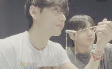 lvthvkook's tweet photo. bringing it again taekook sitting side by side with members but face each other when alone😭.... #watdatmean https://t.co/rzKRu1E2uF