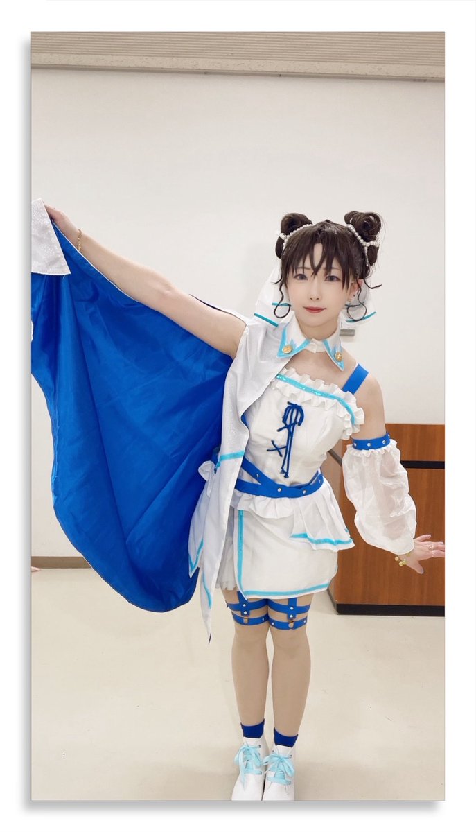 nagichika55555's tweet photo. #コスダン おつかれさまでした！
1部3番目
#絢爛ウィッチーズ でした！
出番早めでしたが、たくさん応援していただきありがとうございました✨️
念願のコスダンでのパフォ🥹マントも使えて楽しかったです️🩵
前/橋ウィッチーズ、気になったらｱﾆﾒ見てみてね〜〜〜🌸 https://t.co/nhP6px73LV
