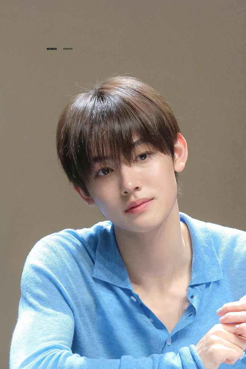 krtsi0_'s tweet photo. 성현이 미모 미쳤던 날 https://t.co/XOKq63VhTM