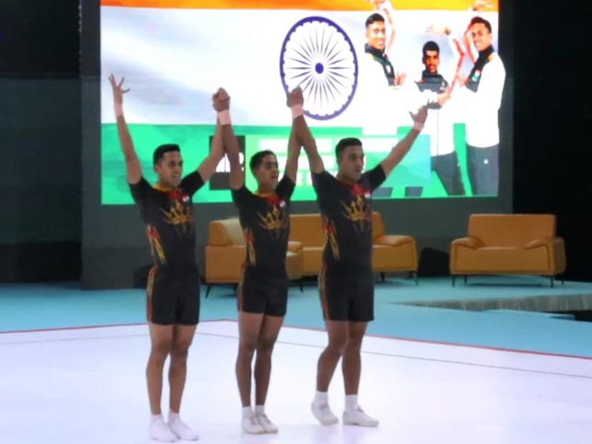 westerncomd_IA's tweet photo. A proud moment on the Asian stage! ๐ฎ๐ณ
Lt Gen #PushpendraSingh, AVSM, SM**, #ArmyCommander, #WesternCommand congratulates Spr Aniket Chakraborty and his trio partners on their outstanding performance at the 10th Asian Aerobic Gymnastics Championship, Tagaytay City, #Philippines. ๐ต๐ญ
The team secured an impressive 6th place in the Senior Trio Finals, with a score of 16.750, competing amongst Asiaโs finest.
The #ChakraWarriors salute their grit, discipline and dedication. Keep soaring higher and continue making the Nation proud! ๐ฎ๐ณ๐คธโโ๏ธ๐
#TeamIndia
#Gymnastics
@adgpi
@Media_SAI
@YASMinistry
@prodefencechan1
