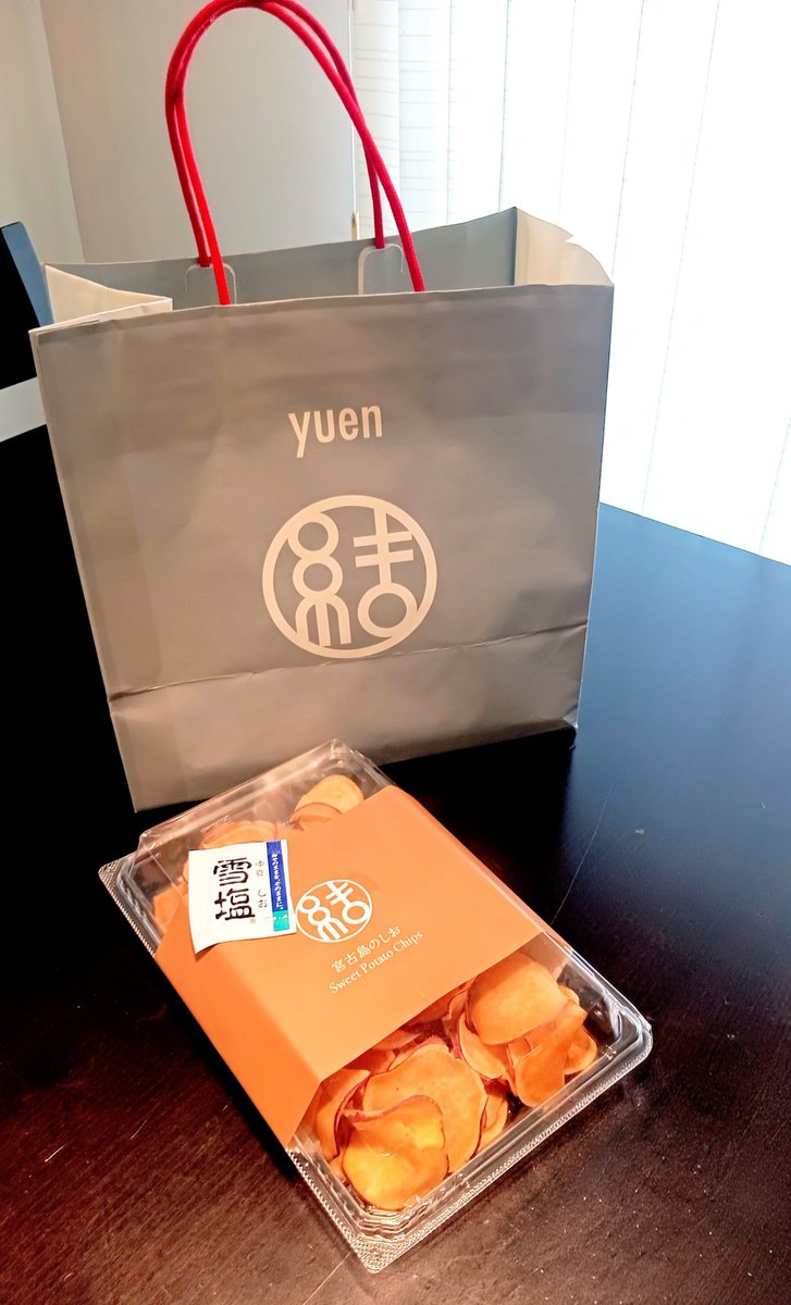 taiyaki_minimal's tweet photo. 名古屋栄ハエラでの購入品。
#赤坂おぎ乃和甘
手焼きどら焼き塩バターの甘じょっぱいは正義♡ジェラートの抹茶&胡桃はザクザク食感、濃厚で美味。
#NationalBakery
塩胡桃パン好み♡
#ゆえん
芋チップス食感良き。
日持ちしないものが多くて断念したお店も多いからまた行く🥰
#ハエラ #HAELA https://t.co/JqOxwdTMcZ