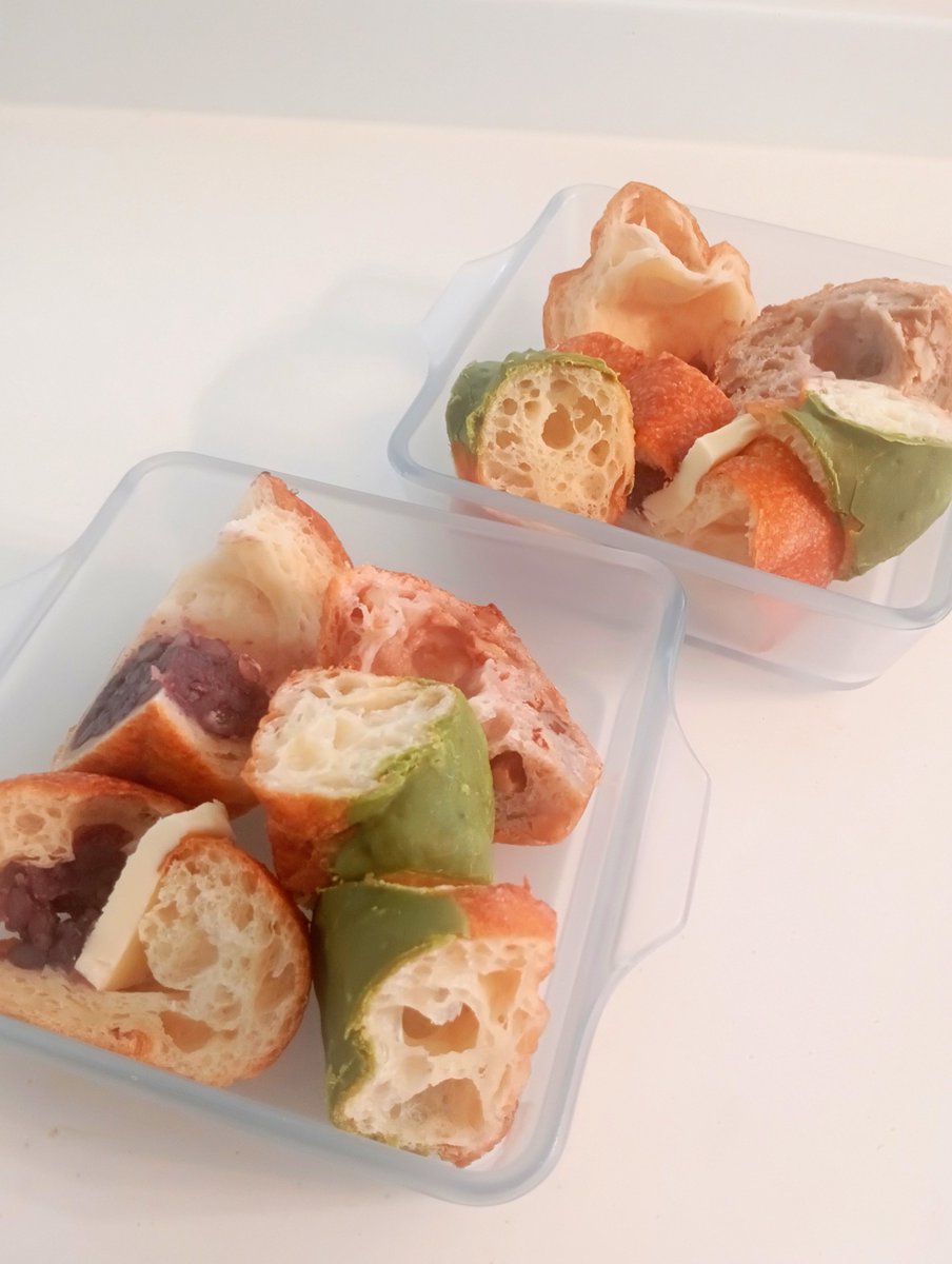 taiyaki_minimal's tweet photo. 名古屋栄ハエラでの購入品。
#赤坂おぎ乃和甘
手焼きどら焼き塩バターの甘じょっぱいは正義♡ジェラートの抹茶&胡桃はザクザク食感、濃厚で美味。
#NationalBakery
塩胡桃パン好み♡
#ゆえん
芋チップス食感良き。
日持ちしないものが多くて断念したお店も多いからまた行く🥰
#ハエラ #HAELA https://t.co/JqOxwdTMcZ