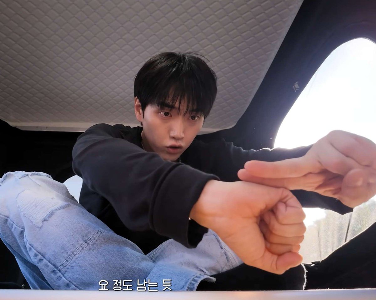 hanadeuls3t's tweet photo. 아 진짜 초딩 같애 https://t.co/hhFqCN22zz