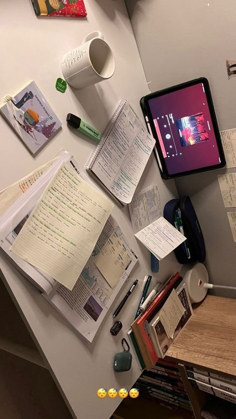 Officially_Dev_'s tweet photo. Small progress every day leads to big results. https://t.co/Vl09AUuBUt
