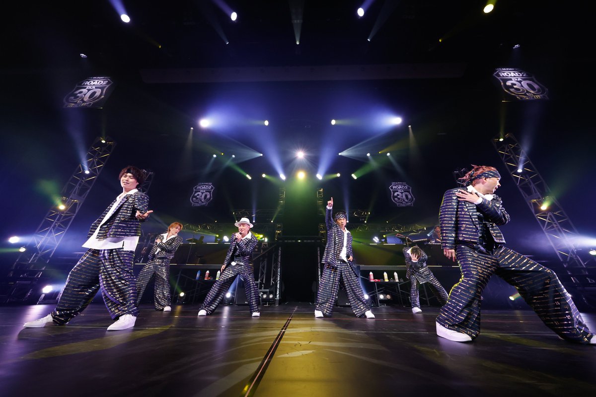 encountofficial's tweet photo. DA PUMP・ISSA「昔の俺、全然踊ってなかった（笑）」　30周年に向けたメモリアルツアーが開幕　4人時代の振付を6人で再構成【ライブレポート】
https://t.co/W4azai19dN

#DAPUMP #road2da30th ＠DAPUMPJP https://t.co/cSTd2zR23M