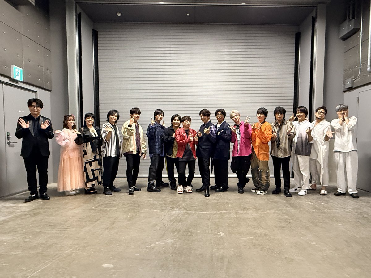 hemp_m's tweet photo. エリオスライジングヒーローズ
6th Anniversary Festival

ご来場＆ご視聴下さった司令の皆様、ありがとうございました〜っ！！

久しぶりのエリオスイベント、楽しかったです〜っ♫

第1部＆第2部集合写真＆ブラッド役・羽多野渉さんとアキラ役・豊永の2ショットも♪

#エリオスR 
#エリオスRfes https://t.co/5irHutsBtT