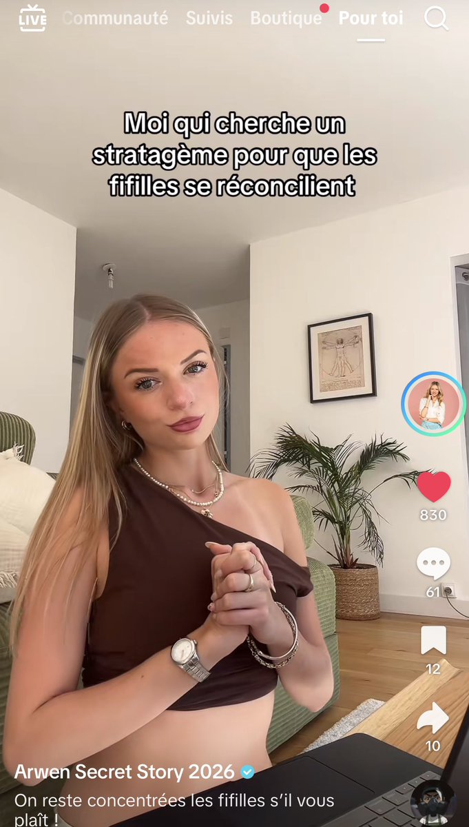 pskab19's tweet photo. Arwen c tellement une meuf en or jsp comment cous avez osé la comparer aux mean girls de l’année dernière lors du premier prime. Elle aurait du aller en finale d’ailleurs mais bref faut que je passe à autre chose 🙏 ma go jte kiffe en tt cas  #secretstory https://t.co/Csjujp6YWc