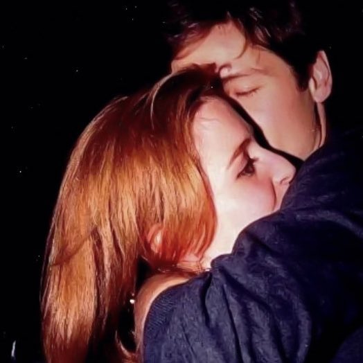 charcoalgreyy's tweet photo. Happy gillovny day🥰 https://t.co/iFzjEXsiFp