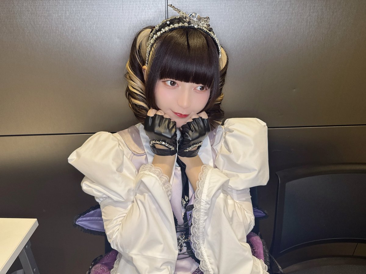 きゅるりんってしてみて di X: 