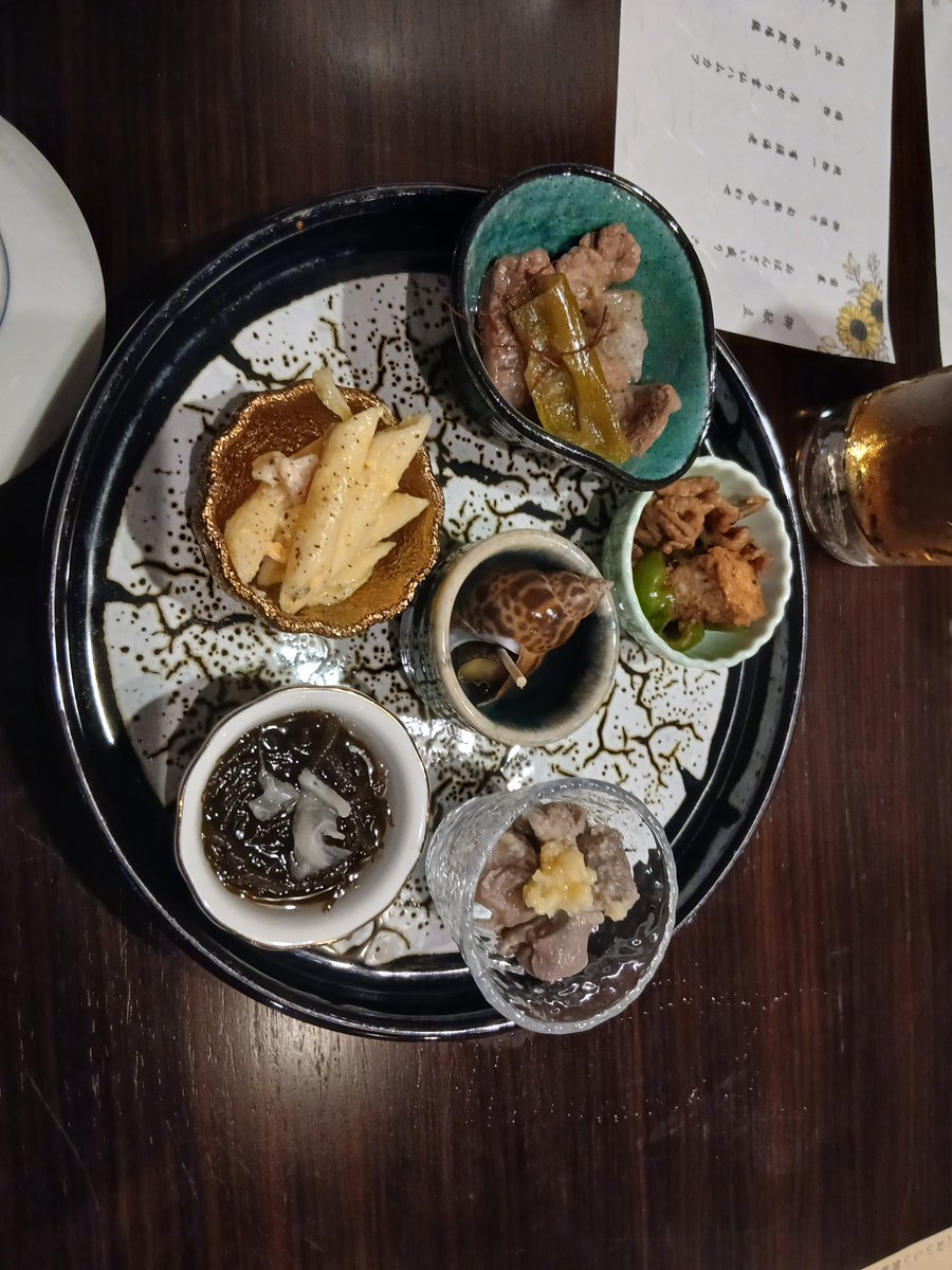 riry__flower's tweet photo. 旦那さんの繋がりの知り合いと飲み会！
料理凄い美味しい！
そして楽しい https://t.co/K3X5fwriN9