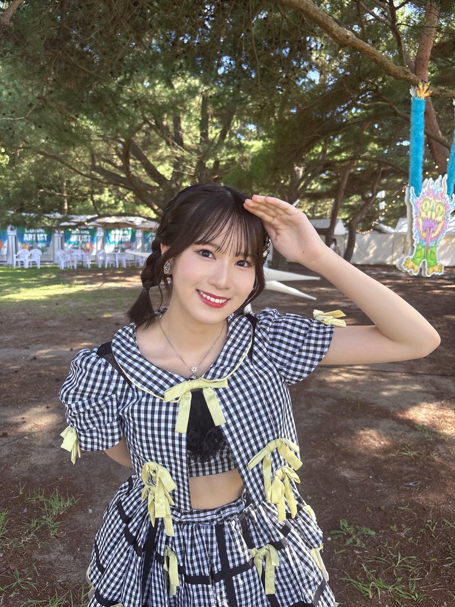 erichan_akb48's tweet photo. #LuckyFes 2026ありがとうございました🌈
とにかく暑くてアツくて楽しかったーー！！
夏始ま��ました！！！！！
フェスって最高だなぁってなりました！！！

髪型は三つ編みしてみたよ！
皆さんたくさん水分補給してね🚰 𓈒𓏸︎︎︎︎ https://t.co/rXFvaO5XRi
