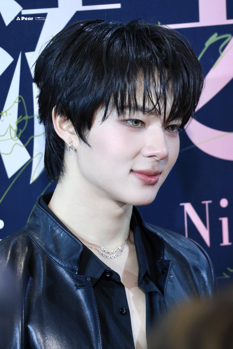 PearNN_'s tweet photo. 𝟐𝟔𝟎𝟖𝟎𝟖

🖤

NUNEW X WeiboGALA
#NuNew @CwrNew
#นุนิวที่เวยป๋อกาล่า2026 https://t.co/yJLjv9KZr0