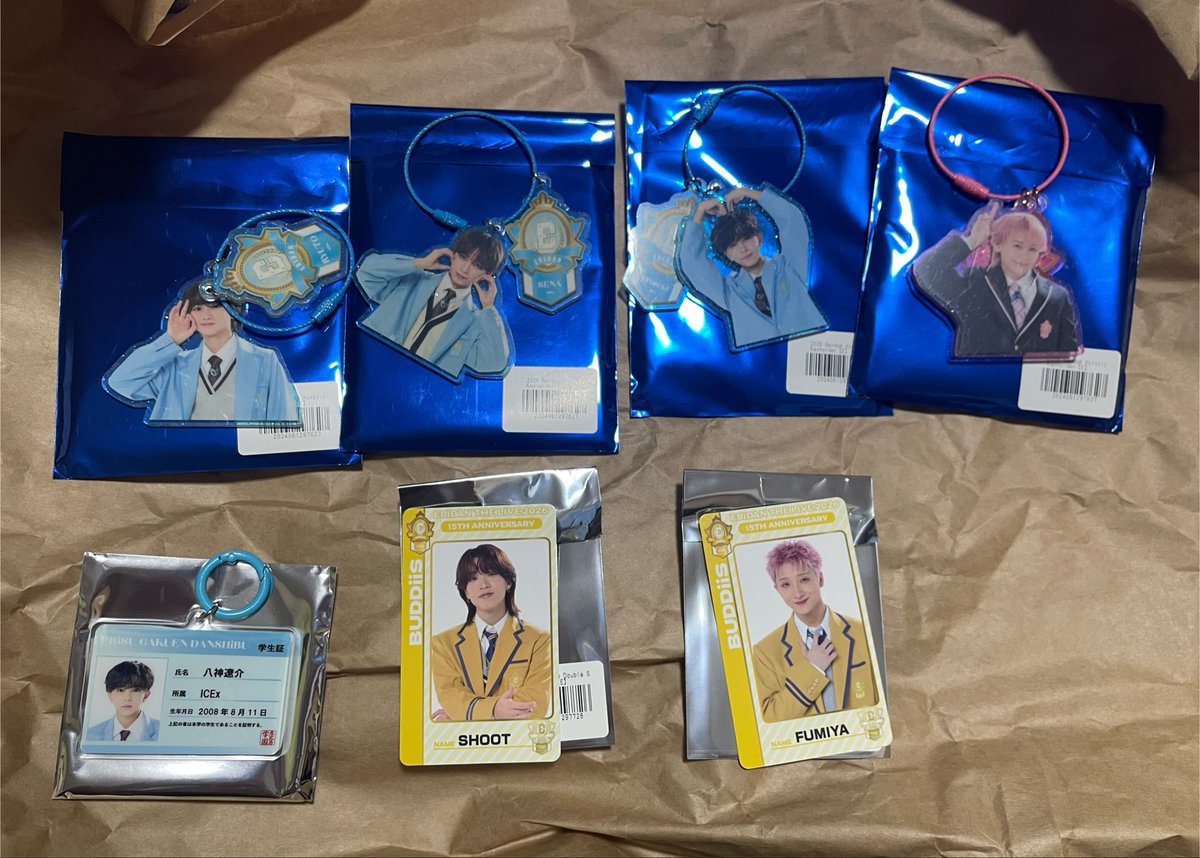 uto_0000's tweet photo. EBiDAN THE LIVE 2026 15th Anniversary ミニフォト 隣の席セット アクキー トレカ

【譲】画像

【求】阿久根＜近藤駿太

8.13エビライにて手渡しでの交換を優先で探しております。
郵送、都内手渡しは要相談となります。
お気軽にお声掛けください。

#EBiDAN交換 #EBiDAN譲 #EBiDAN求 https://t.co/gIsqoFyXKX