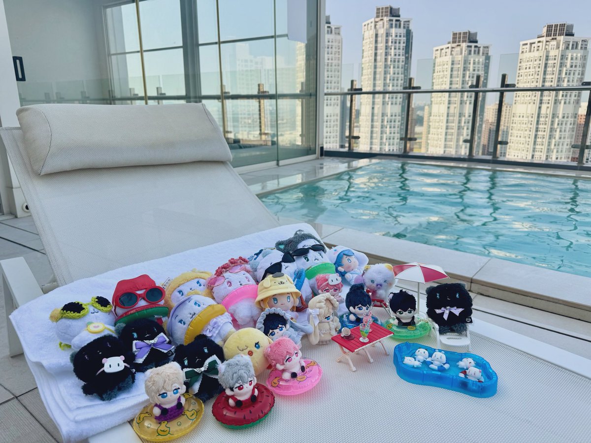 cstar_31's tweet photo. 가장 뜨거웠던 날, 가장 좋아하는 사람들이랑☀️
💦어푸어푸💦 https://t.co/2rJx11vnuV