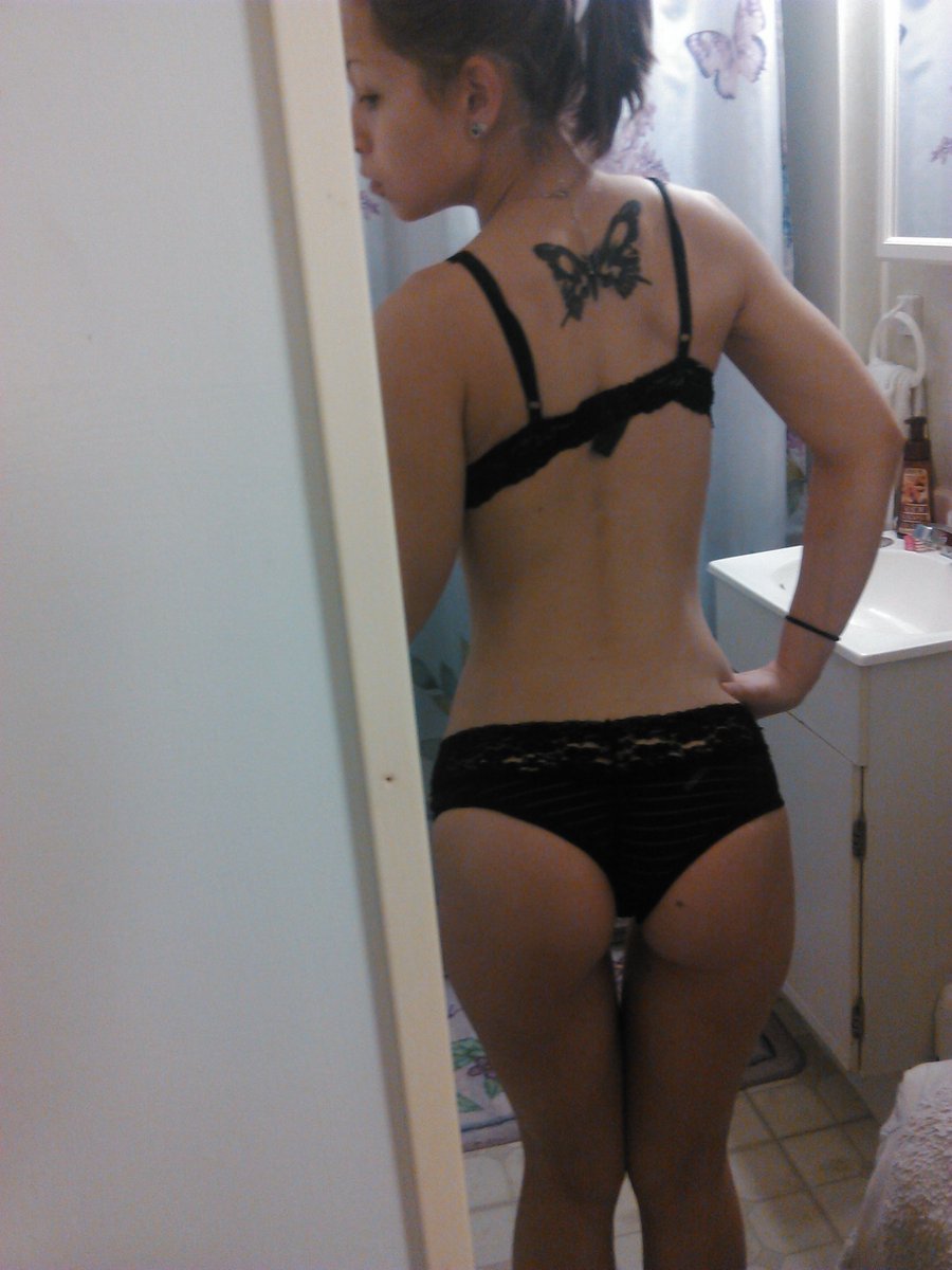 bitcoinbabe's tweet photo. @D4rkwinger fuck me instead??? https://t.co/ojWHzbSQxS
