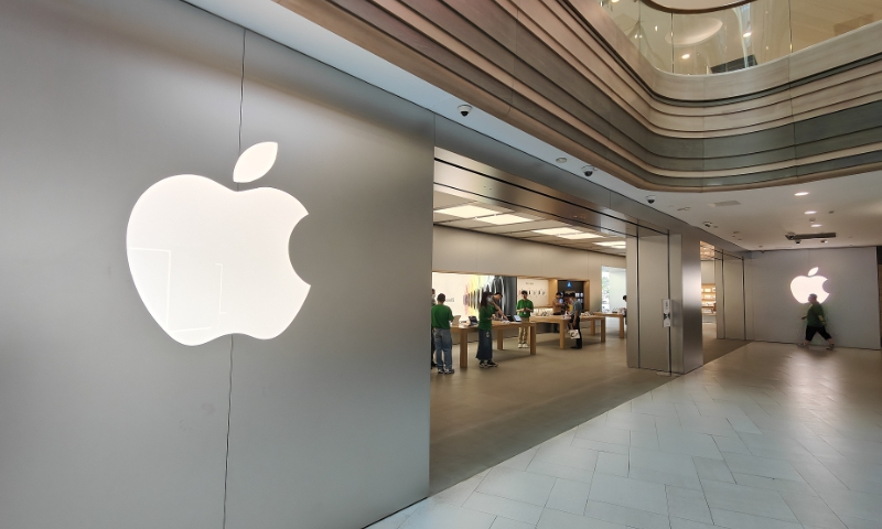 globaltimesnews's tweet photo. Apple Intelligence has been formally integrated with Alibaba's Qwen model on macOS, according to Apple's Chinese website on Saturday, enabling voice assistant and text-generation functions and marking a significant step forward in the rollout of Apple's AI services in the Chinese market. Global Times found no equivalent support yet on iPhone or iPad. Apple is also working with Baidu on AI search capabilities.
https://t.co/21i9c66AsQ