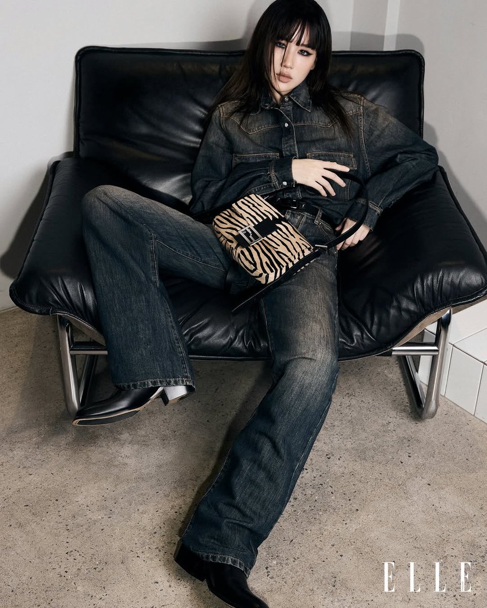 9779us's tweet photo. Janeyehhhhhh. On top of the world. In Fendi, in @ELLEThailand 

//Less I, more us @fendi//

#FENDI
#janeeyeh #เจนเย่ 
[Janeyeh IG, August 8, 2026] 
Part 1. https://t.co/3L6mYyarjK