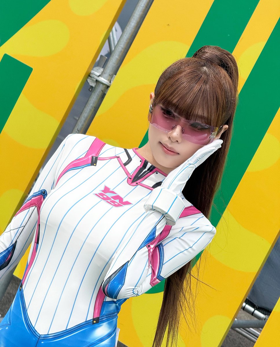 gf_eastern0116's tweet photo. 260808 yena jigumina (Choi Yena) Instagram update (1/6)

@waterbomb_official 💙🤍
@waterbomb_busan_official

https://t.co/ZqiUQUAc4d
#최예나 #예나 #イェナ #YENA #ChoiYena @YENA_OFFICIAL https://t.co/MoDOMQIUDp