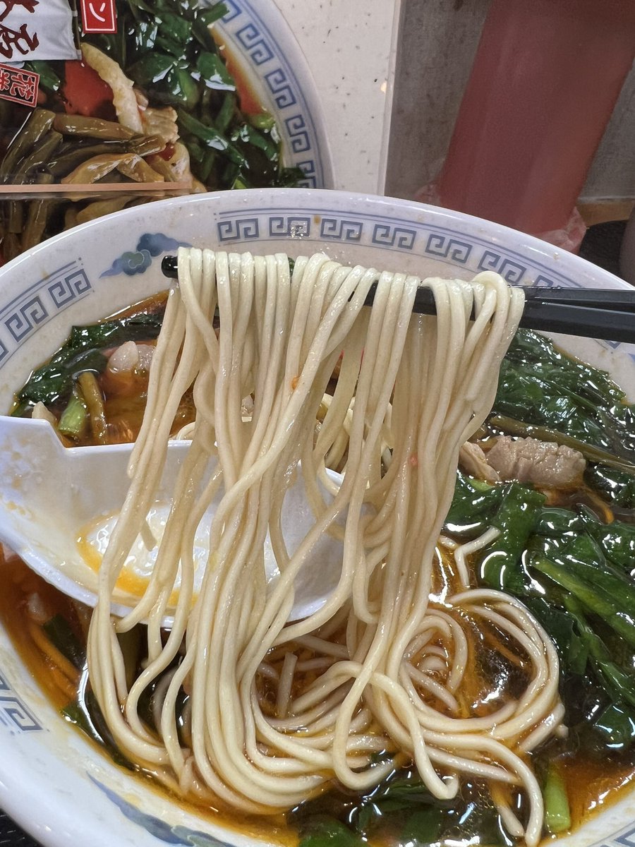 tsumocchan's tweet photo. 元祖 満州にらラーメン 
さかえや本店 ＠花巻

満州にらラーメン 醤油
バラ味噌ミニ丼
生玉子

#元祖満州にらラーメンさかえや本店
#元祖満州にらラーメン
#さかえや本店
#満州にらラーメン
#満にら
#元祖 https://t.co/IEGoLqTJAY