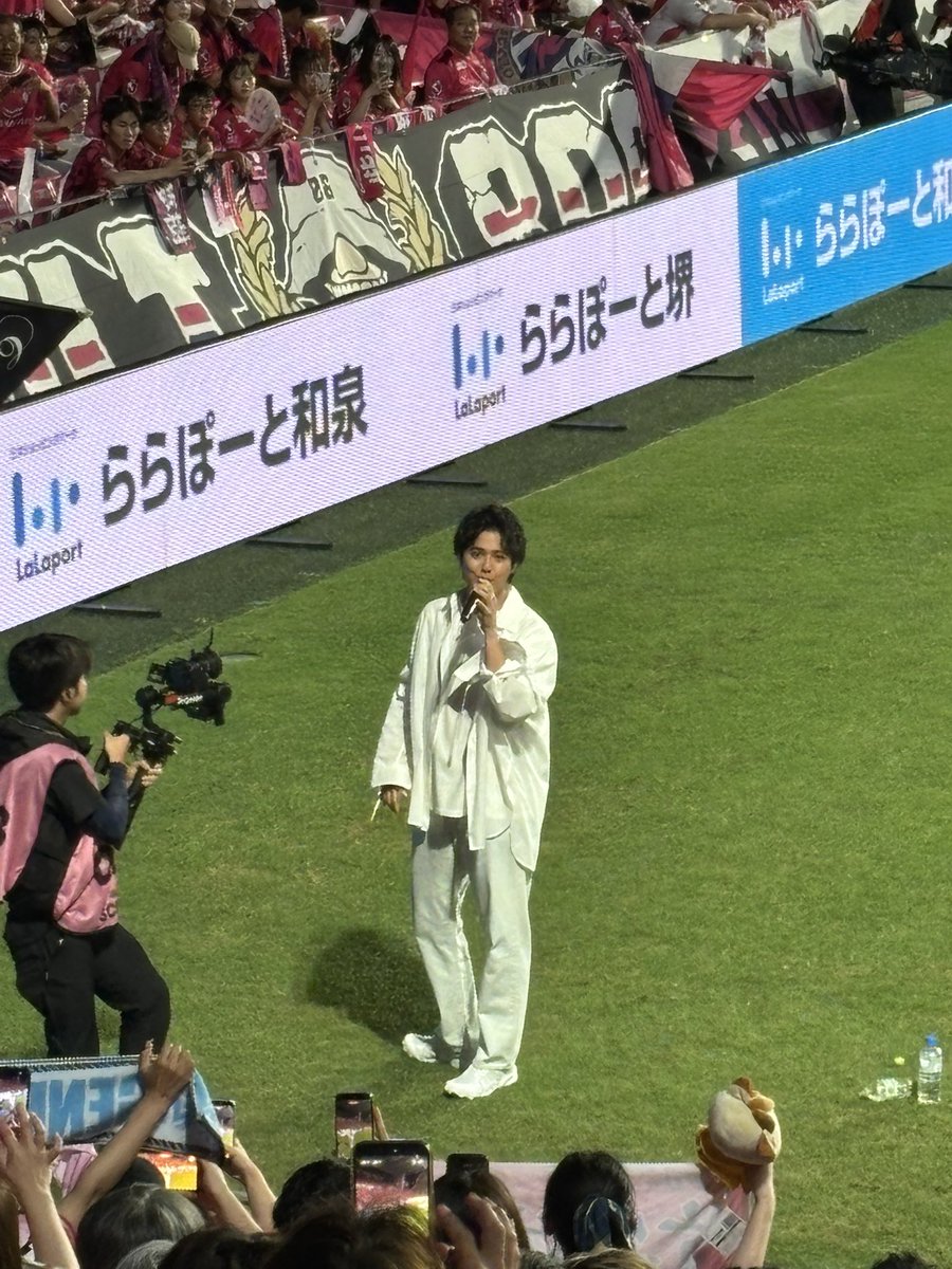 Hjt2z7xXvfuUKQm's tweet photo. 片寄涼太君近くに来てくれた！ https://t.co/1ATloFjX4Q