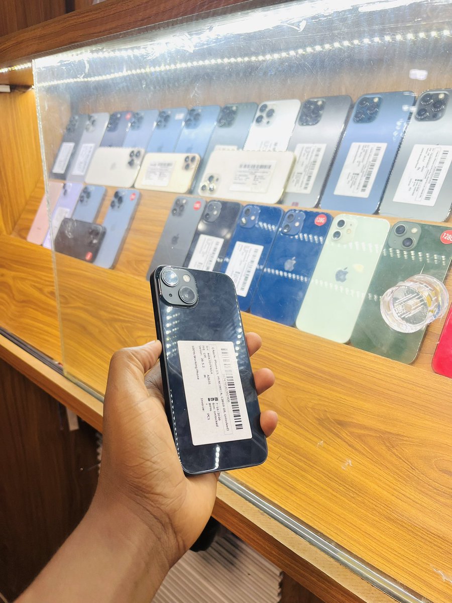 tritonegadgets's tweet photo. iPhone 13 128gb 1.15m 0772729758 https://t.co/Nvkqh9Tx2a