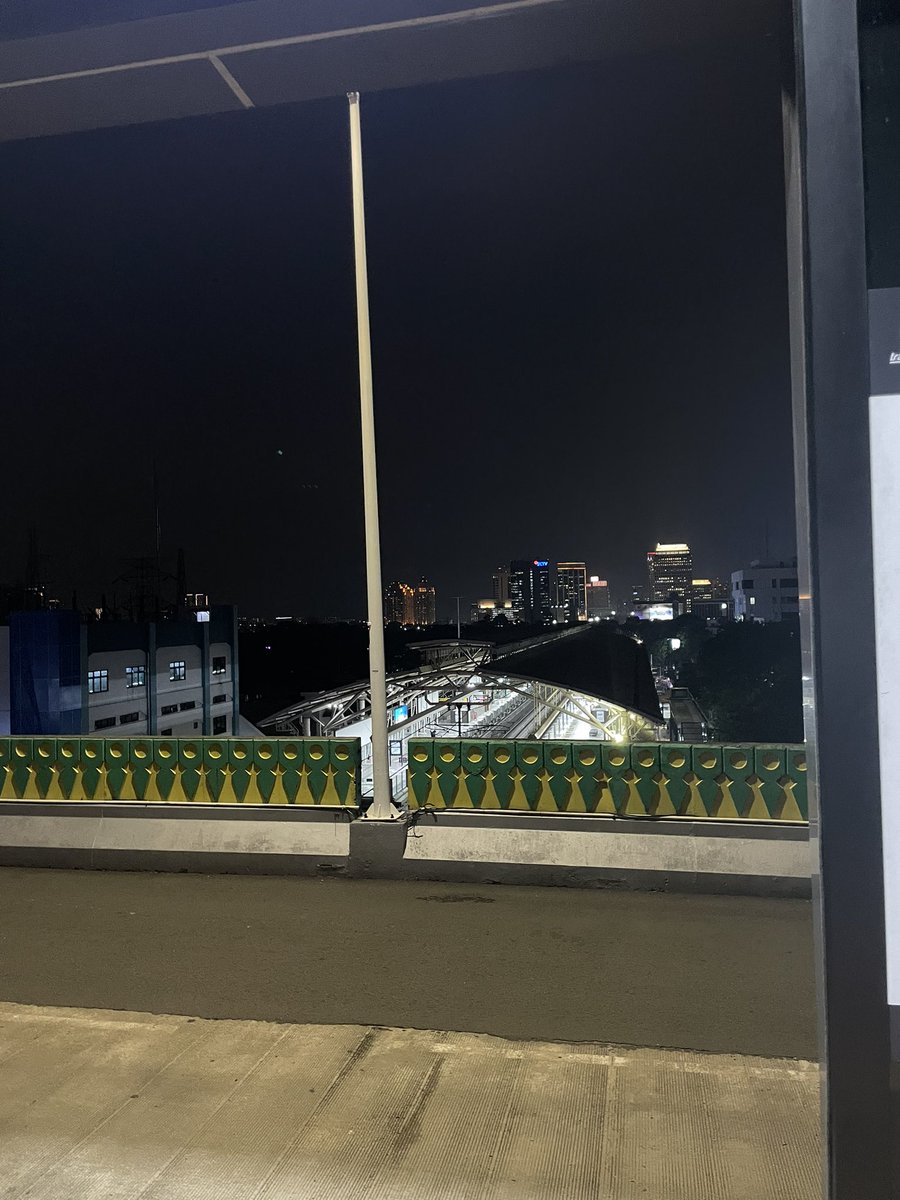andzhrp's tweet photo. Same here. Though it’s been two weeks. Sekarang udah berani jalan sendiri haha, sisanya masih proses :) https://t.co/jsLt6DlSDq