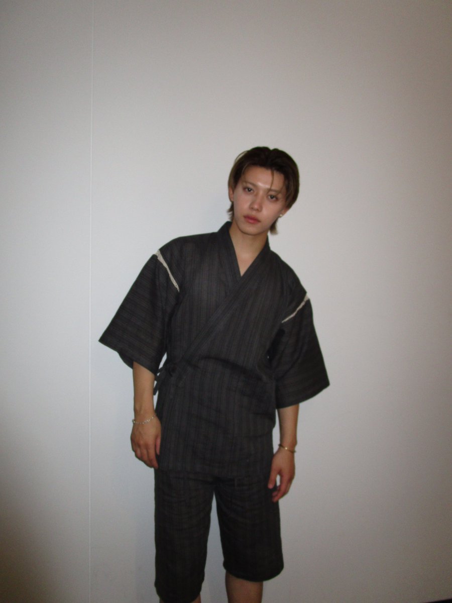 shoma8108's tweet photo. 25時赤坂で、ファンミーティング
～真夏のカーテンコール〜

1部2部ありがとうございました
ドラマ25時赤坂での熱い愛を沢山感じました。

みんなまたすぐに！

#ドラマ25時赤坂で https://t.co/FFuostUErG