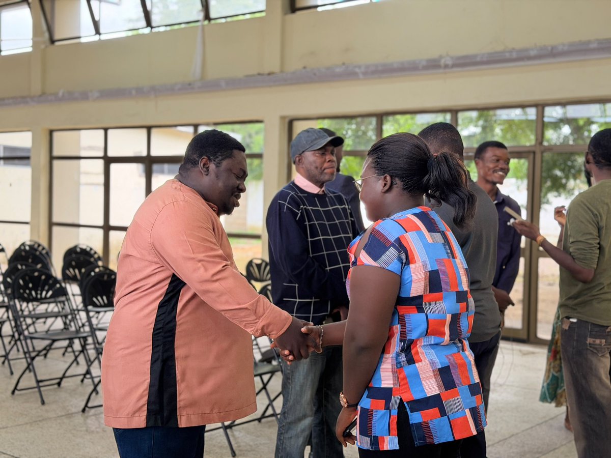 benadadevoh's tweet photo. Speed Networking is a quick and exciting way to meet new people, exchange ideas, and build meaningful connections. 🤝🏾

A few minutes, one conversation, endless possibilities! 

#SpeedNetworking #BcTema https://t.co/qkUG6uk8el
