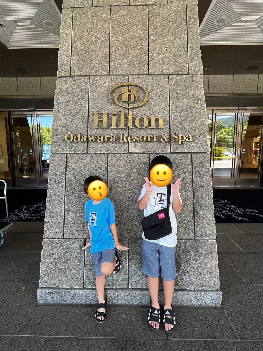 36_par_half's tweet photo. 毎年恒例の夏のホカンスに今年はユメキを連れてったよ❤️

去年はこのホテルで泳ぎながらご飯食べながら寛ぎながらずっとWhiplashユメキのチッケム回しまくってたけど今年はチッケム回す必要なかったね https://t.co/3FdeYJxIqe