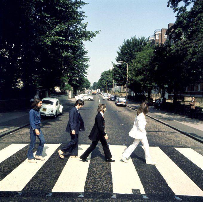 BeatlesEarth tweet picture