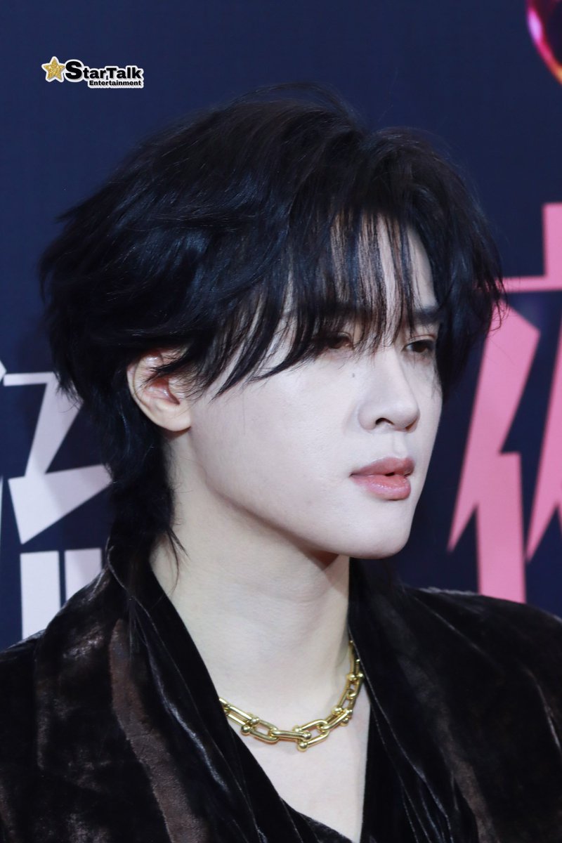 startalkent's tweet photo. "Zhan Xuan" ช่วงเดินพรมในงาน 2026 WEIBO GALA - Cultural Communication Night

#ZhanXuan #จ่านเซวียน 
#WeiboGala2026 
#WeiboCulturalCommunicationNight https://t.co/lsCTWOqpWu