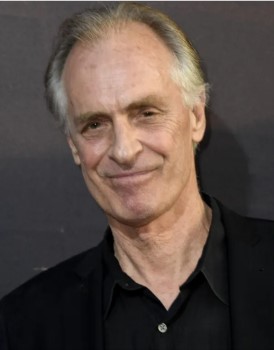 Frances21272855's tweet photo. L’ 8 agosto del 1949 nasce Keith #Carradine, attore, cantante e compositore americano. Membro della celebre famiglia di attori, Keith è fratello di Robert, fratellastro di David
#8Agosto #almanaccomercury #keithcarradine https://t.co/DH6toakC4x