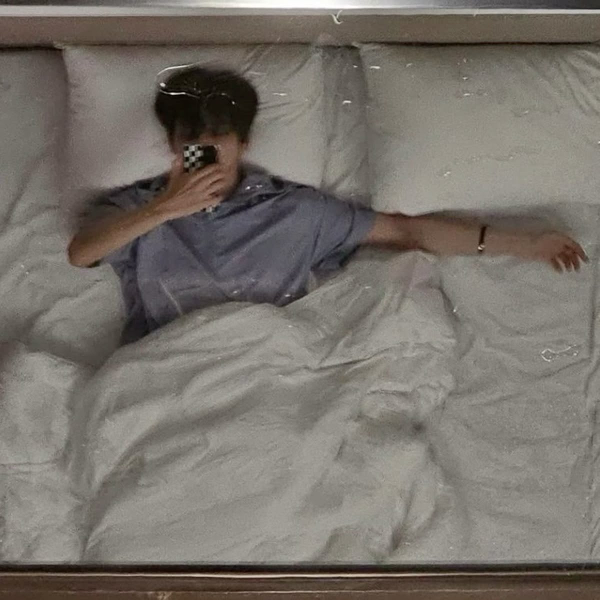 seekingtxt's tweet photo. like come on https://t.co/vfFfpVMbYn