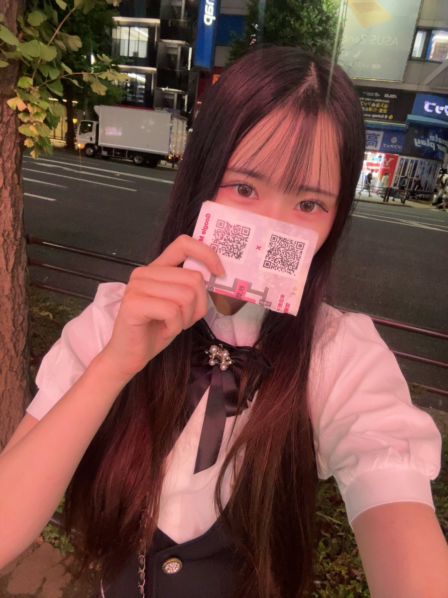 zspblv's tweet photo. 今日もいますよ〜🥹🥹
会いに来てくれる人募集してまふ
  #コンカフェ #自撮り界隈 #秋葉原 https://t.co/Uqd8pdZTLa