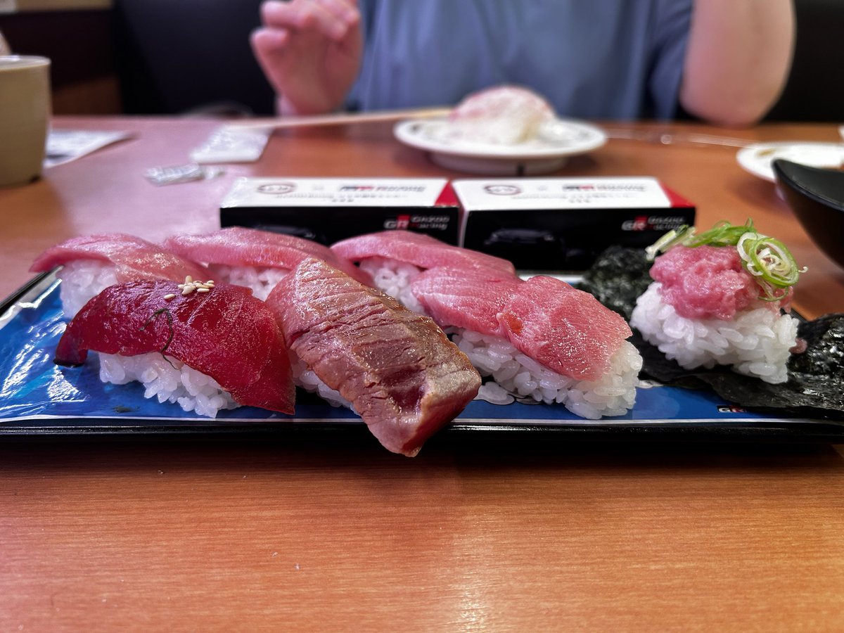soybmh's tweet photo. スシロー GRコラボ！
一発でGRヤリス来たー！ https://t.co/vQwqcHHhsN
