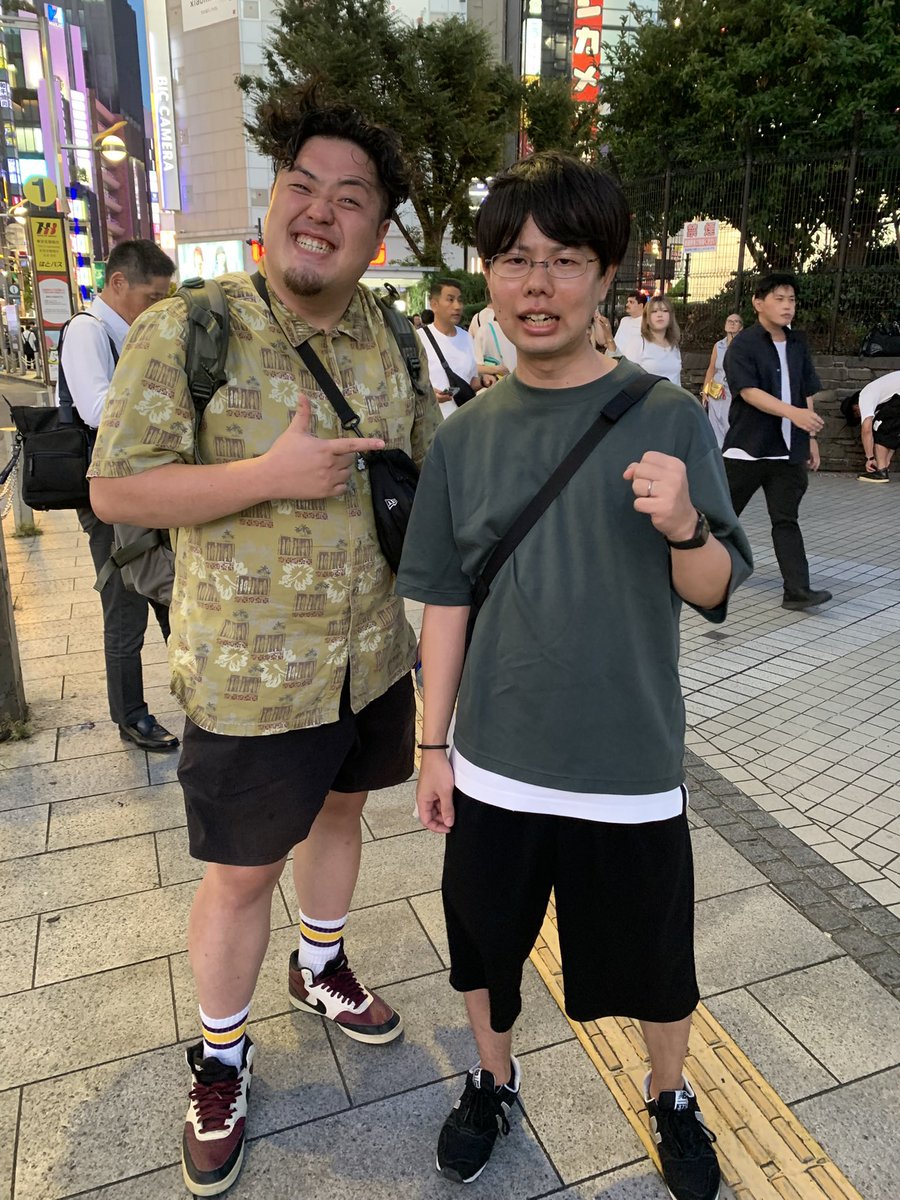 _ailuropoda's tweet photo. センチネルさん！！！！

ライブのチケット買おうとしたらお釣りなくて、大誠さんがダッシュでお金崩しに行ってくださっていい人過ぎました https://t.co/pkA2H1bKVk