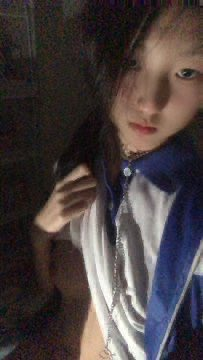 AlessandraCalv7's tweet photo. 高中毕业了 可以肆无忌惮的给爸爸们当狗了 #女高 #御姐 #反差 https://t.co/ldayo6BhKS