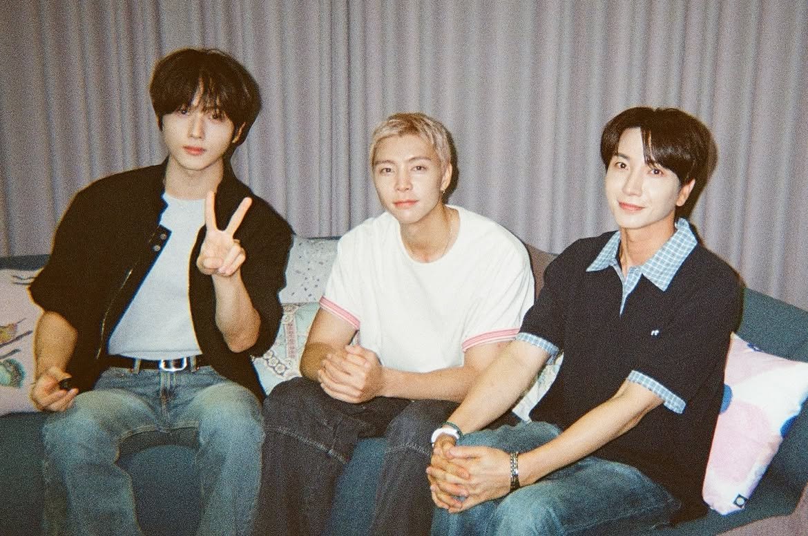 JisungGlobal's tweet photo. [IG] 260808 allornothing_egypt Update (2)

“Here it is. The grandma's first-love edition, found in an old drawer.

They broke up because they couldn't overcome the class barrier between a prince and a beggar, only to be reincarnated as their granddaughter's first love••• Just like that, a whole romance story unfolds”

📅 Every Monday, 11:15PM KST
📺 ENA, Disney+, STARZPLAY, Chunghwa Telecom, TrueVisions Now, Viki, KOCOWA+

https://t.co/imogwZZOQ8
#JISUNG #지성 #박지성 
#AllorNothing #왕자와거지