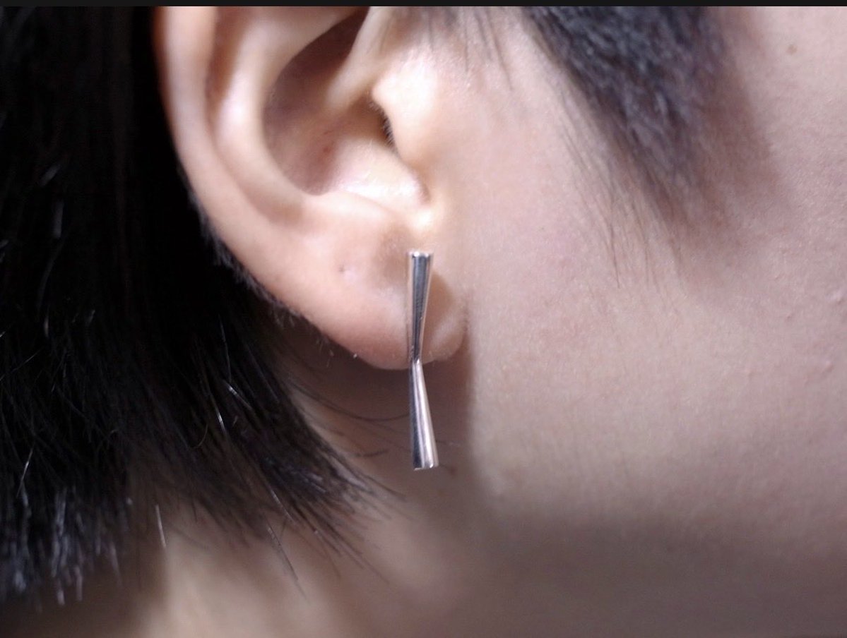 HARIMSILVER's tweet photo. こんなに8が並んでしまったらやるしかない！
番外！独り言を添えて。
HRA042svセット及びP107MRPセット及びP101RPセットの全部セット。
（やっぱりLemonが1番感慨深いけど、ぼかぁFlamingoの音楽的変態性が好き）

もちろん両耳全部セットで1名さま。

応募方法はこのアカウントをフォロー&RT
鍵アカ✖︎
発表は数日後！
当選者はDMしますのでお返事&当選発表ツイにコメント頂き確定！
半日程度で返事なき場合次の方にいきます。