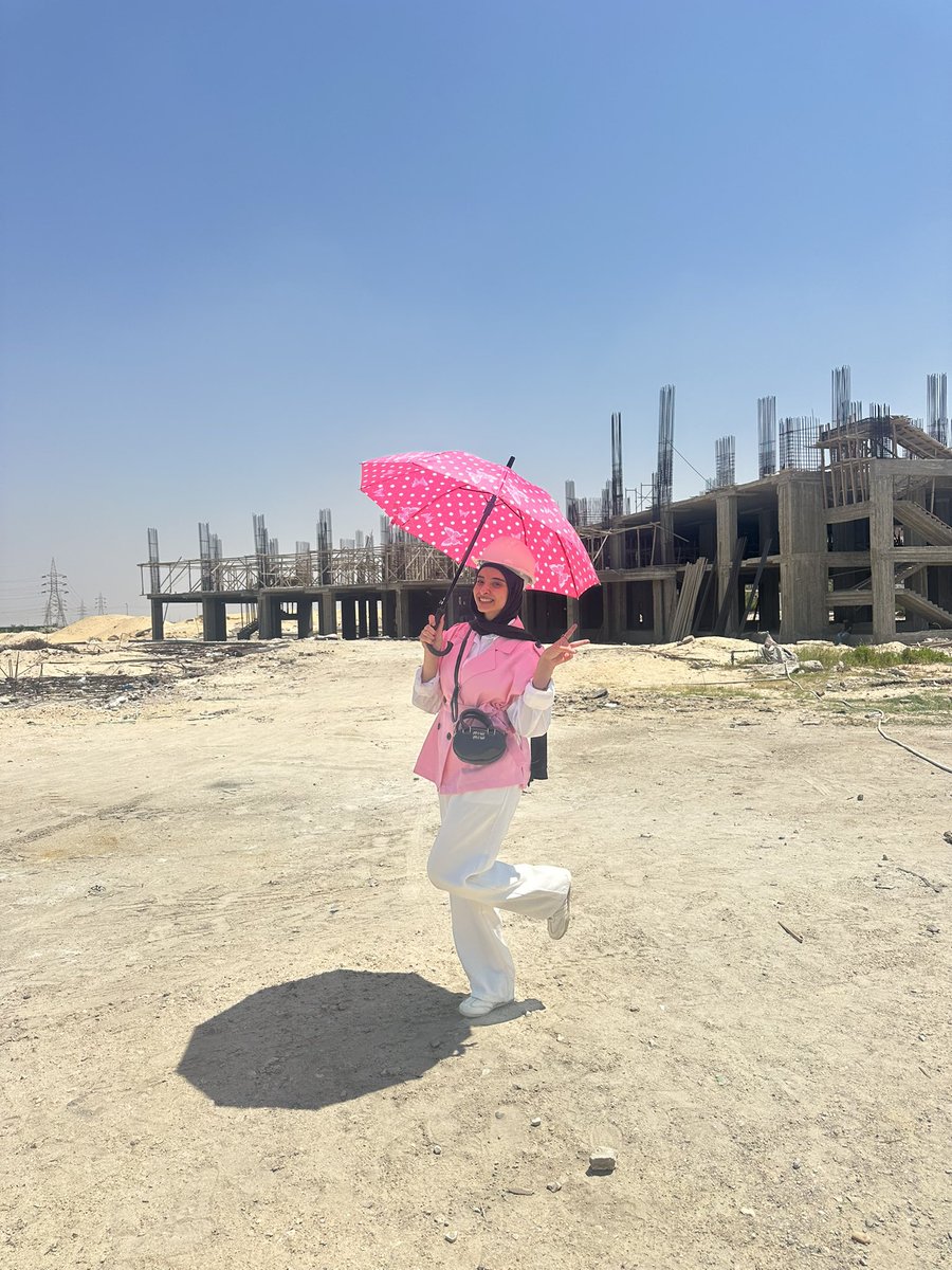 it_066's tweet photo. للتوثيق
أول يوم موقع كمهندسة مدنيه👷🏻‍♀️🎀 https://t.co/X2DbjEFyX0