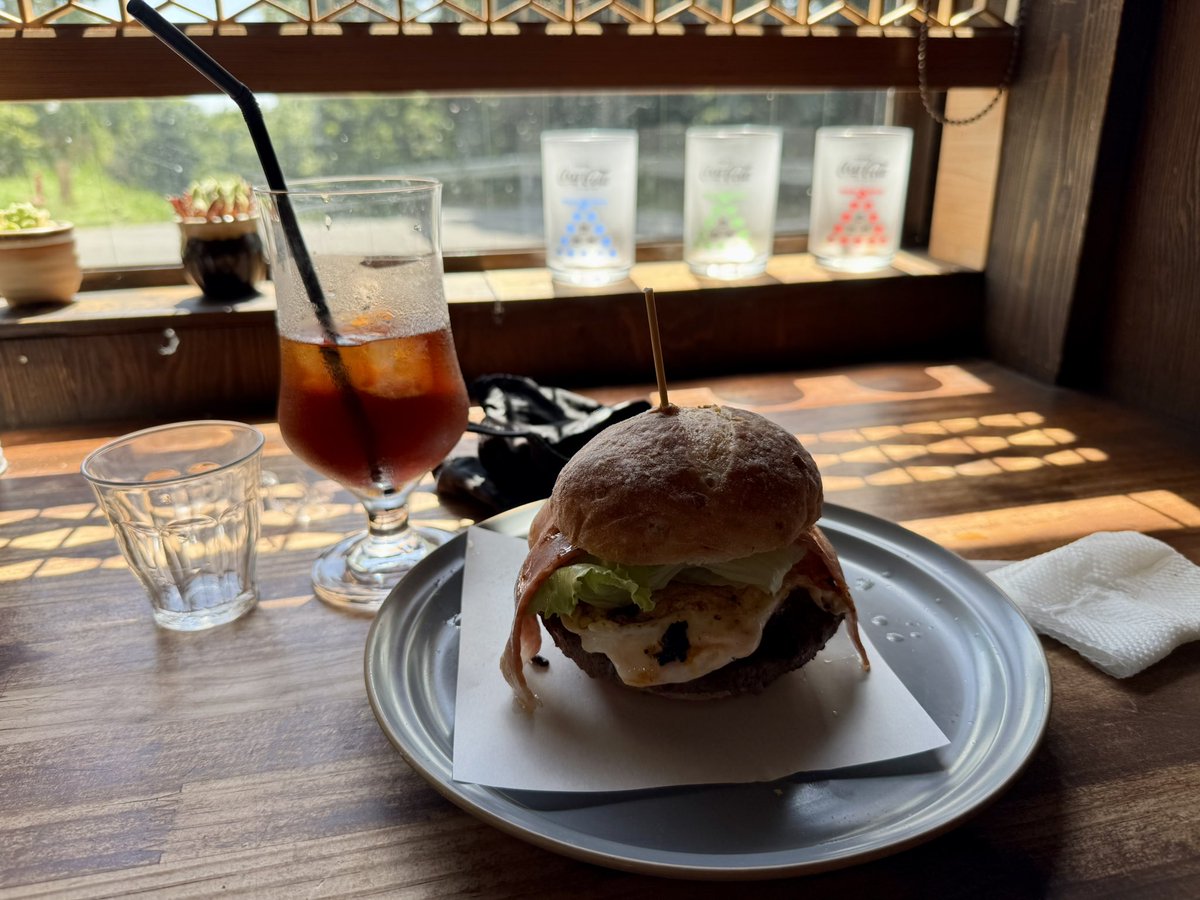 Zen_0110's tweet photo. お盆休み初日から、電車輪行して筑波山のヒルクライム。
海老名から土浦は遠い。。。
総勢18人のグループライドは楽しかったー。
#ロードバイク https://t.co/SrbSoNPwh1